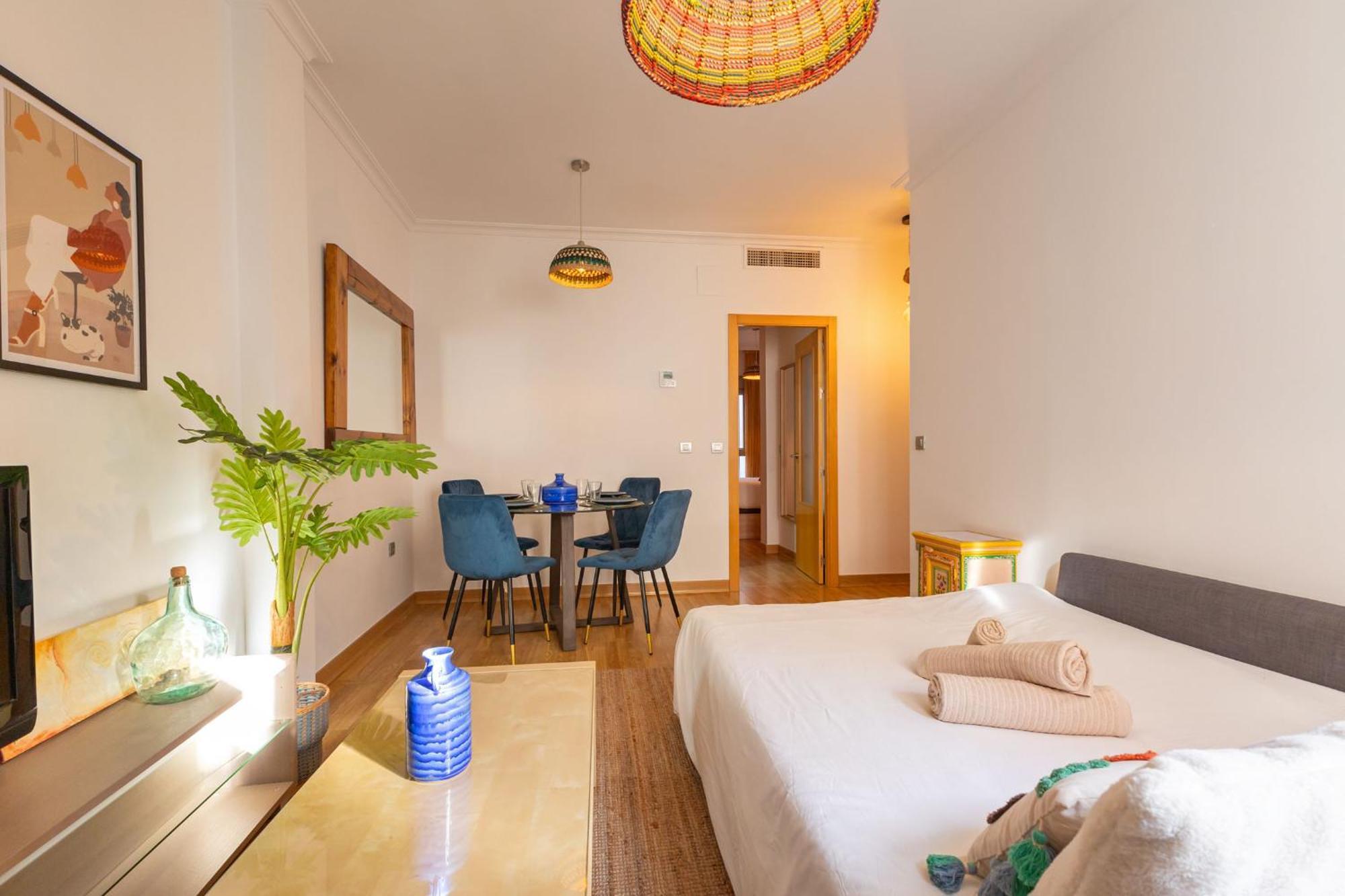 Charming Apartment At San Bernardo Neighborhood By Ocityzen Seville Exterior photo